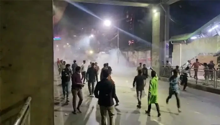 শাহবাগে ফের পুলিশ-ইনকিলাব মঞ্চ সংঘর্ষ: মহিউদ্দিন রনিসহ আহত অর্ধশত