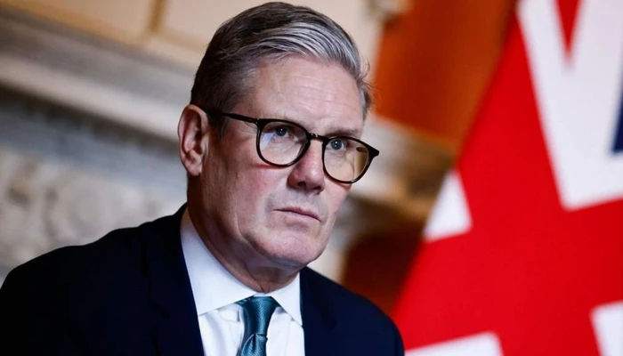 ব্রিটিশ প্রধানমন্ত্রী কিয়ার স্টারমারের পদত্যাগ সম্ভাবনা: রাজনৈতিক চাপ বাড়ছে