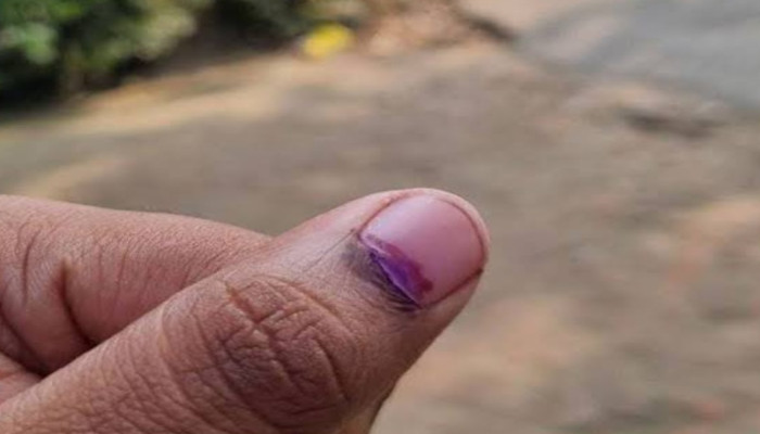 আঙুলে অমোছনীয় কালি থাকলেও অজু ও নামাজে কোনো সমস্যা হবে কি?