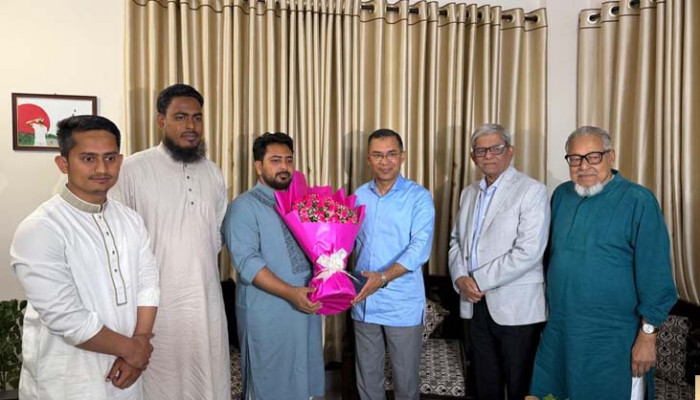 সরকার গঠনের আগে জামায়াত ও এনসিপি প্রধানের সঙ্গে তারেক রহমানের বৈঠক