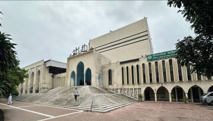 রমজানের প্রথম জুমুআতে জাতীয় মসজিদে মুসল্লিদের ভীড় ও গুরুত্বপূর্ণ খুতবা