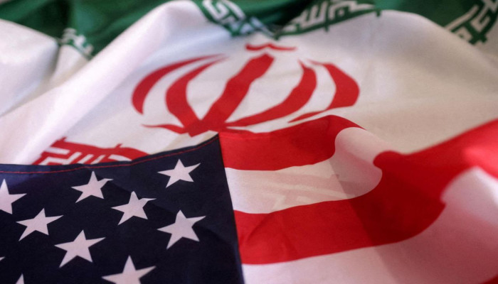 মার্কিন হামলার আশঙ্কা: সর্বোচ্চ সতর্কাবস্থায় ইরানের সশস্ত্র বাহিনী