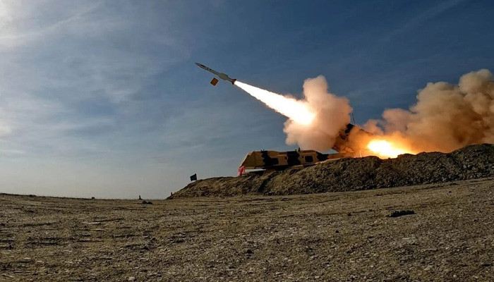 এবার কাতারে ইরানের মিসাইল হামলা: ইসরায়েল-যুক্তরাষ্ট্রের পাল্টা আক্রমণ