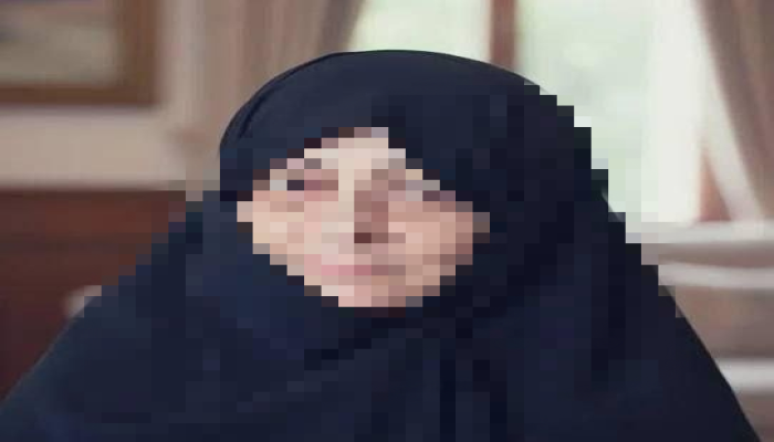 খামেনির পর স্ত্রী মানসুরা বাঘেরজাদেহর মৃত্যু: শীর্ষ নেতৃত্বহীন ইরান