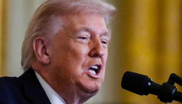 ইরানের পরবর্তী নেতা নির্বাচনে ব্যক্তিগতভাবে যুক্ত হতে চান ট্রাম্প: খামেনির ছেলেকে ‘অগ্রহণযোগ্য’ বলছেন