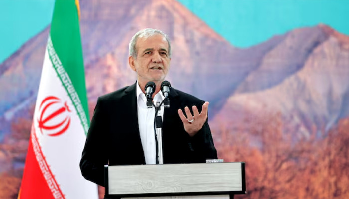 ইরানি প্রেসিডেন্টের ‘ক্ষমা প্রার্থনা’ ও দোহার আকাশে রহস্যময় বিস্ফোরণ