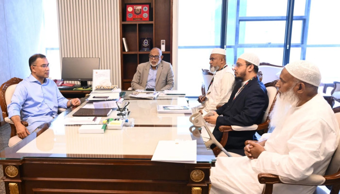 দারিদ্র্য বিমোচনে যাকাত: শায়খ আহমাদুল্লাহ ও মুফতি মালেককে নিয়ে উচ্চপর্যায়ের কমিটি গঠন