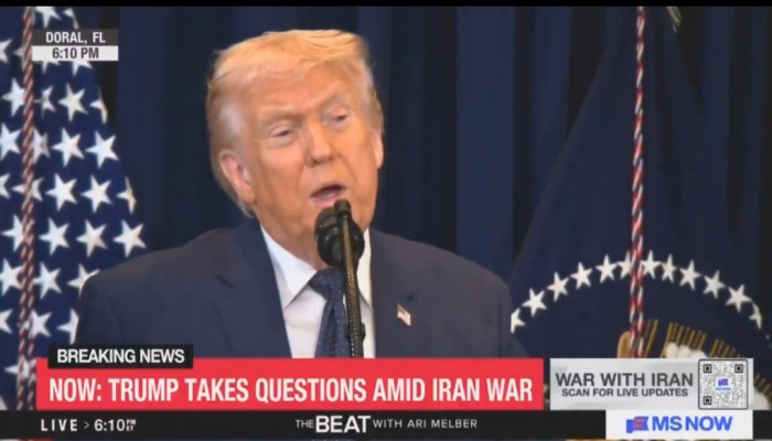 ইরানের স্কুলে টমাহক হামলা: ট্রাম্পের দাবিতে চাঞ্চল্য, পাল্টাপাল্টি তথ্যে ঘনীভূত হচ্ছে রহস্য