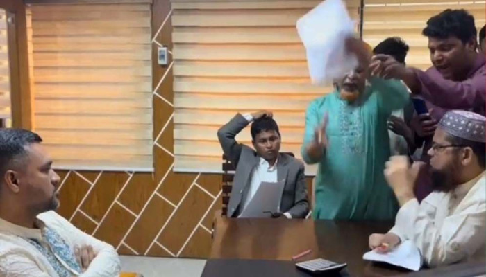 ঠাকুরগাঁওয়ে নিয়োগ পরীক্ষার খাতা ছিনতাইয়ের অভিযোগ, অভিযুক্ত বিএনপি নেতা