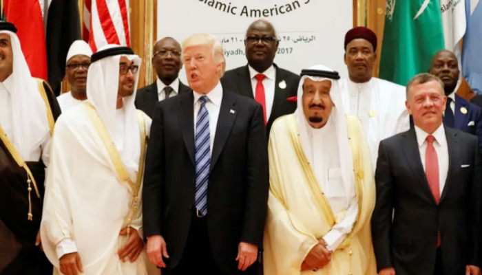 মার্কিন কৌশলে অসন্তোষ: ইরান ইস্যুতে দূরত্ব বাড়ছে উপসাগরীয় মিত্রদের সঙ্গে