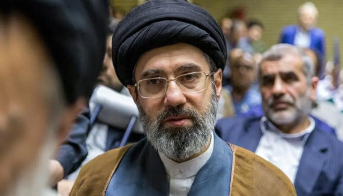 শহীদদের স্মরণে বৃক্ষরোপণের ডাক মোজতবা খামেনির: ইরানে জাতীয় সংহতির নতুন প্রতীক