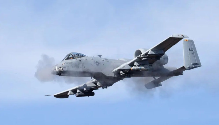 ইরানের দাবি: একটি নয়, ২ মার্কিন যুদ্ধবিমান ভূপাতিত, পাইলটদের ভাগ্য নিয়ে অনিশ্চয়তা