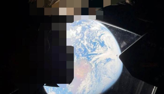 চাঁদের ‘গ্র্যান্ড ক্যানিয়ন’ দেখল মানুষ: আর্টেমিস-২ নভোচারীদের ক্যামেরায় ধরা পড়ল বিরল দৃশ্য