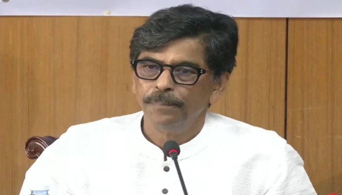 ইলিশের দাম নাগালে আসবে যেভাবে, জানালেন মৎস্যমন্ত্রী