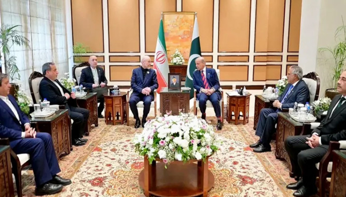 ইসলামাবাদ বৈঠক ব্যর্থ: যুক্তরাষ্ট্রের শর্তকে ‘উচ্চাভিলাষী’ আখ্যা দিল ইরান