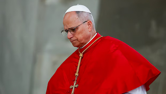 যুদ্ধবিরোধী অবস্থানে অনড় পোপ লিও, ট্রাম্পের সমালোচনার পরও শান্তির আহ্বান