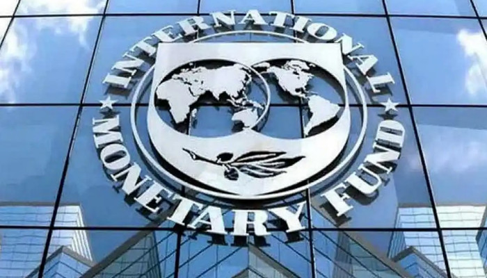 রাশিয়ার অর্থনৈতিক প্রবৃদ্ধির পূর্বাভাস বাড়াল আইএমএফ, বিশ্ব অর্থনীতিতে যুদ্ধের কালো মেঘ