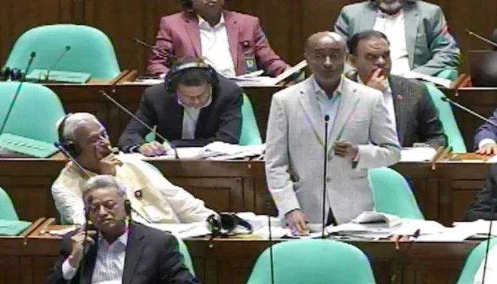 আওয়ামী লীগের আমলের হয়রানিমূলক মামলা প্রত্যাহারের পদক্ষেপ নেওয়া হয়েছে : আইনমন্ত্রী