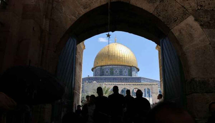 আল-আকসা প্রাঙ্গণে পুলিশি পাহারায় ইসরায়েলিদের প্রবেশ, বাড়ছে উত্তেজনা