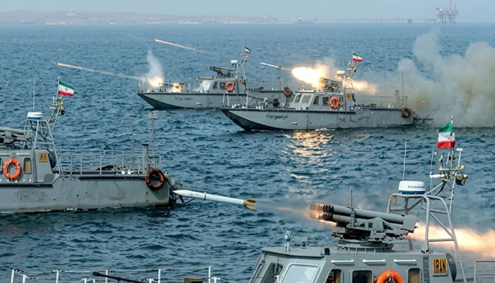 মার্কিন নৌ-অবরোধ ‘অর্থহীন’, আমেরিকাকে আটকের পর ‘কিসাস’ কার্যকরের হুঁশিয়ারি ইরানের