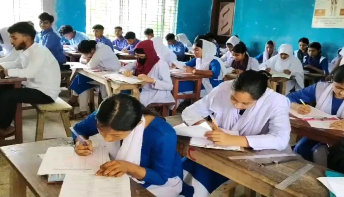 গাইবান্ধায় এসএসসি পরীক্ষায় অনুপস্থিত ৬৫০, বহিস্কার ১