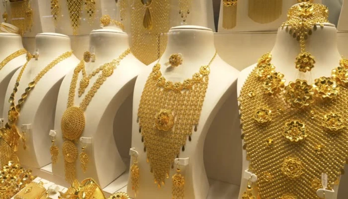 ডলার দুর্বলতায় বিশ্ববাজারে স্বর্ণের দাম বৃদ্ধি, রুপা-অন্যান্য ধাতুতেও ঊর্ধ্বগতি