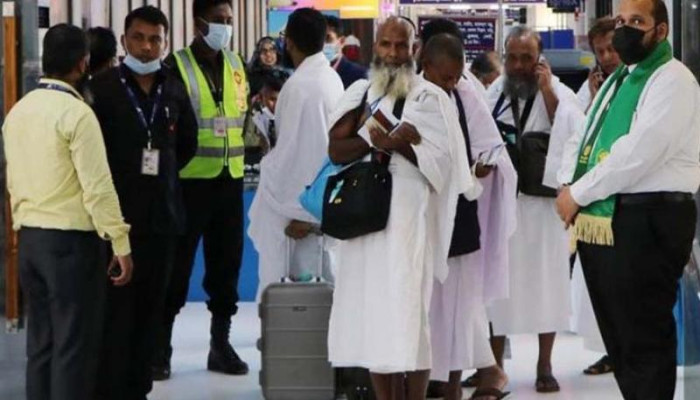 সৌদি আরব পৌঁছেছেন ২৫ হাজার হজযাত্রী, ২ বাংলাদেশির মৃত্যু