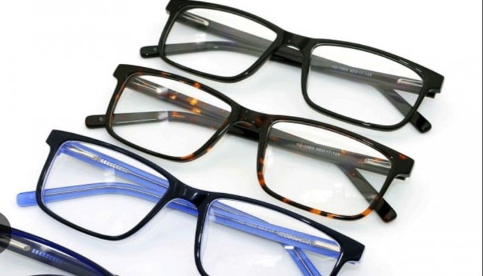 চোখ ভালো রাখতে কী খাবেন? দৃষ্টিশক্তির জন্য উপকারি  খাবার তালিকা