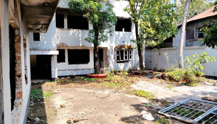 ঝালকাঠিতে আমির হোসেন আমুর বাসভবনে ফের হামলা-ভাঙচুর