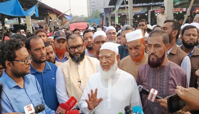 মধ্যসত্বভোগী ও চাঁদাবাজির কারণে বাজার অস্থির: মিরপুর বাজার পরিদর্শনে জামায়াত আমির