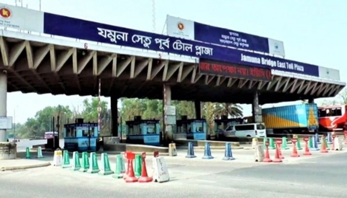 ঈদে যমুনা সেতুতে একদিনে পারাপার প্রায় ৪০ হাজার গাড়ি, টোল আদায় সাড়ে তিন কোটি ছাড়ালো