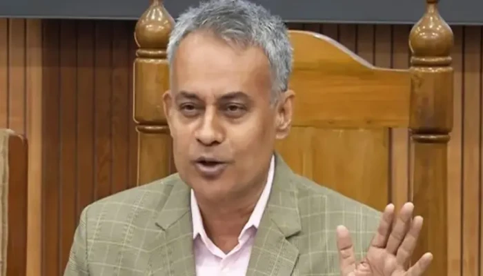ঈদের পর সব আন্তঃনগর ট্রেনে নারীদের জন্য থাকবে আলাদা কোচ: রেলমন্ত্রী