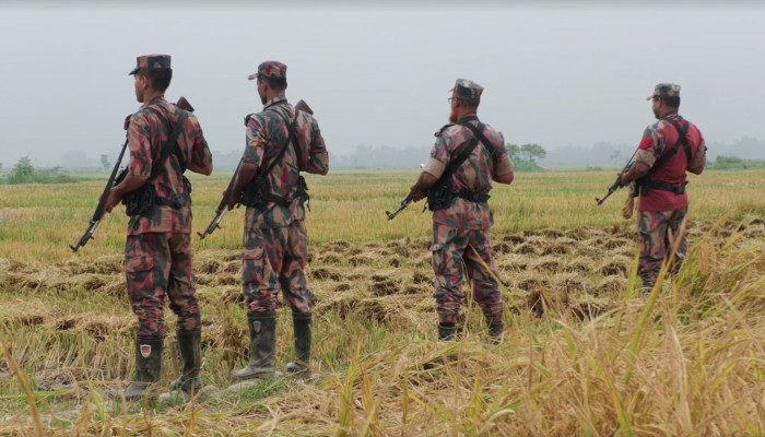 নওগাঁ সীমান্তে ফের পুশইনের চেষ্টা, ৯ জনকে ঠেকালো বিজিবি