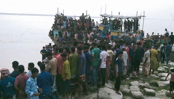 চাঁপাইনবাবগঞ্জে পদ্মায় গোসল করতে নেমে দুই শিক্ষার্থীর মৃত্যু, মহানন্দায় নিখোঁজ আরও এক যুবক