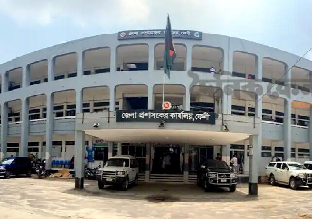 ফেনীতে মাগরিবের পর শিক্ষার্থীদের বাইরে না থাকার নির্দেশ জেলা প্রশাসনের
