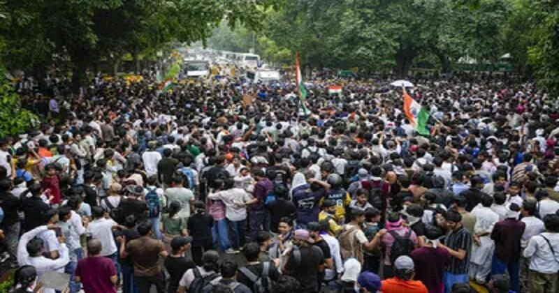 ভারতীয় রাজনীতিতে নতুন মোড়: মোদী সরকারের বিরুদ্ধে তরুণের জাগরণ