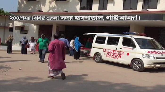 ৫০ শয্যার অবকাঠামোয় চলছে ২৫০ শয্যার গাইবান্ধা হাসপাতাল, চরম ভোগান্তি
