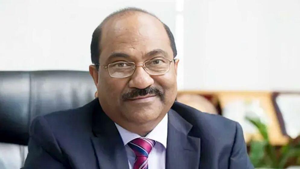 সম্পদ বিবরণী দাখিল না করায় সাবেক ডেপুটি গভর্নর এস সুরের ৩ বছর কারাদণ্ড
