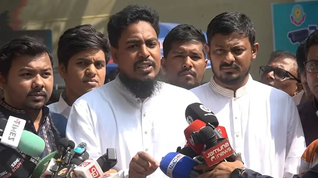 আইনশৃঙ্খলার দুর্বলতার কারণেই অস্ত্র হাতে ইশরাক: আখতার