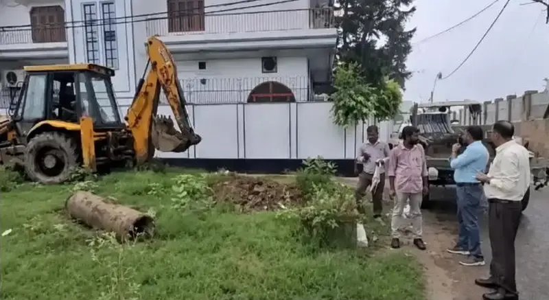 ভারতে জবরদখল: আলিগড় মুসলিম বিশ্ববিদ্যালয়ের ৫০০ কোটি রুপির জমি দখল