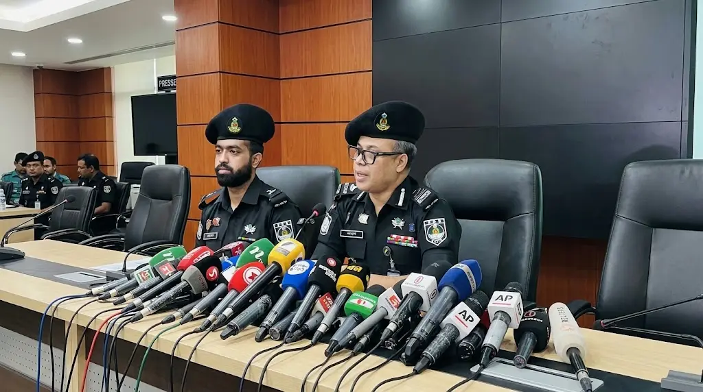 ইউক্রেন যুদ্ধে পাঠানোর অভিযোগে মানব পাচার চক্রের ২ সদস্য গ্রেফতার