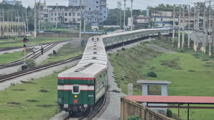 চট্টগ্রাম কক্সবাজার রুটে দেড় ঘণ্টায় পৌঁছানোর নতুন পরিকল্পনা