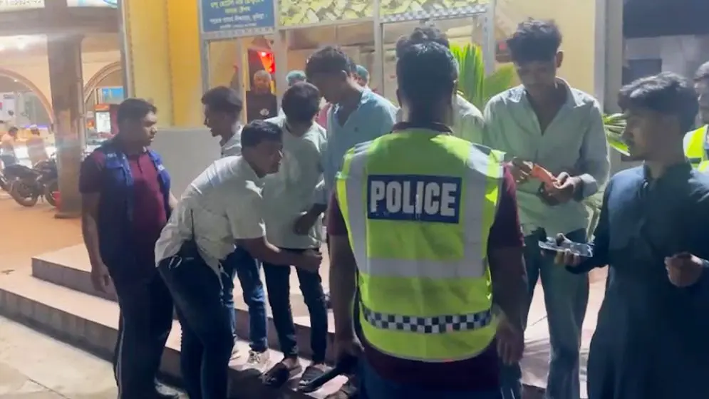 কুমিল্লায় ১৮ থানায় অভিযান, ৩৬৩ কিশোর গ্যাং সদস্য আটক