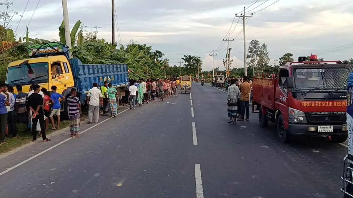 দিনাজপুরে ট্রাকের ধাক্কায় দুই মোটরসাইকেল আরোহীর মৃত্যু