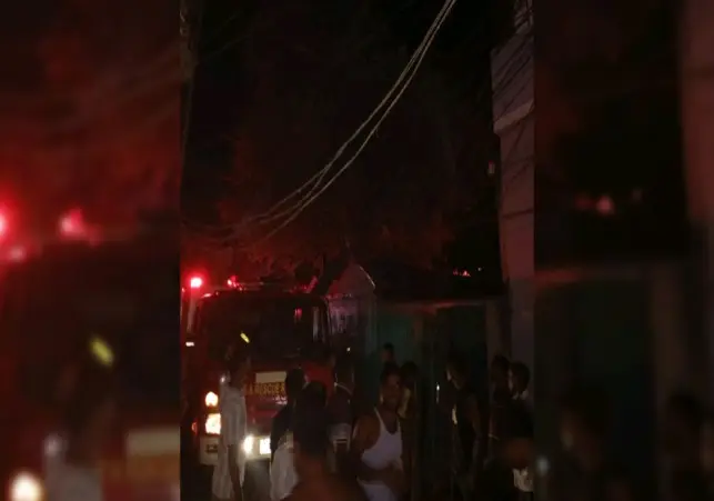 কিশোরগঞ্জের ভৈরবে বসতবাড়িতে অগ্নিকাণ্ড