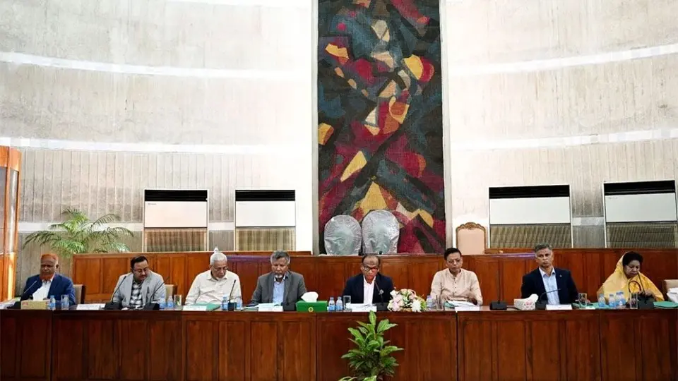 সরকারি কাজে অবহেলাকারীদের বিরুদ্ধে ব্যবস্থা নেওয়ার সুপারিশ