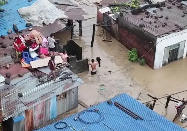 নেপালে টানা ভারী বর্ষণ, বন্যা ও ভূমিধসে ২৭ জনের মৃত্যু