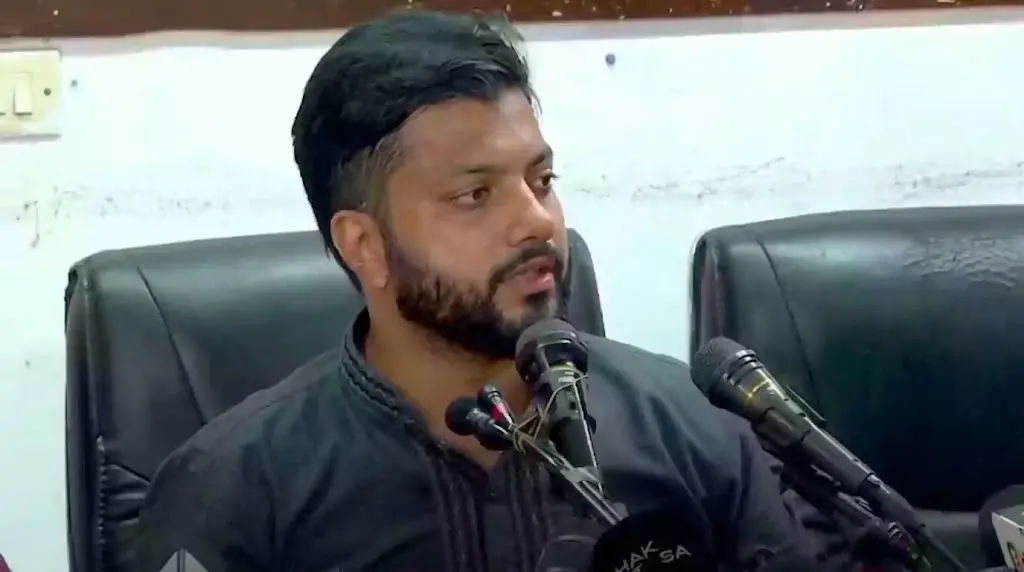 বিতর্কের পর প্রতিমন্ত্রীর পদ ছাড়লেন ইশরাক