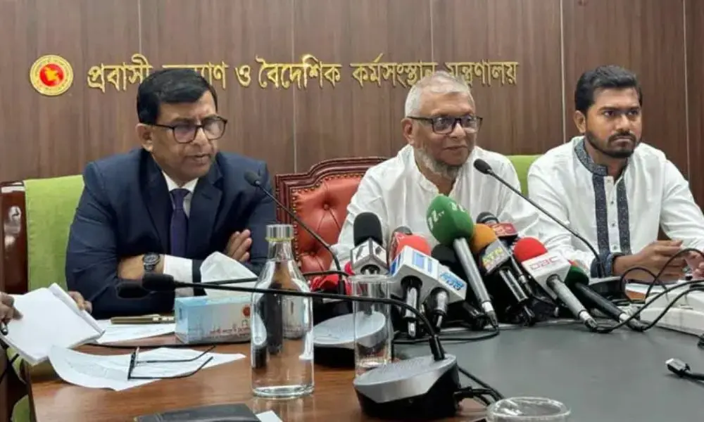 মালয়েশিয়ায় কর্মী পাঠাতে কড়াকড়ি, চাকরির নিশ্চয়তা ছাড়া যাবে না