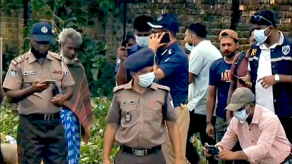 মেঘনা নদী থেকে নারী-পুরুষের অর্ধগলিত মরদেহ উদ্ধার